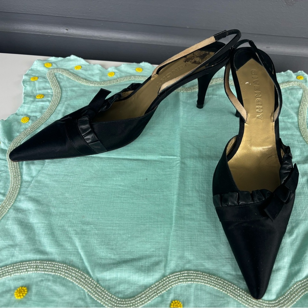 Givenchy black satin sling back heels with bow like manolo blahnik 39.5